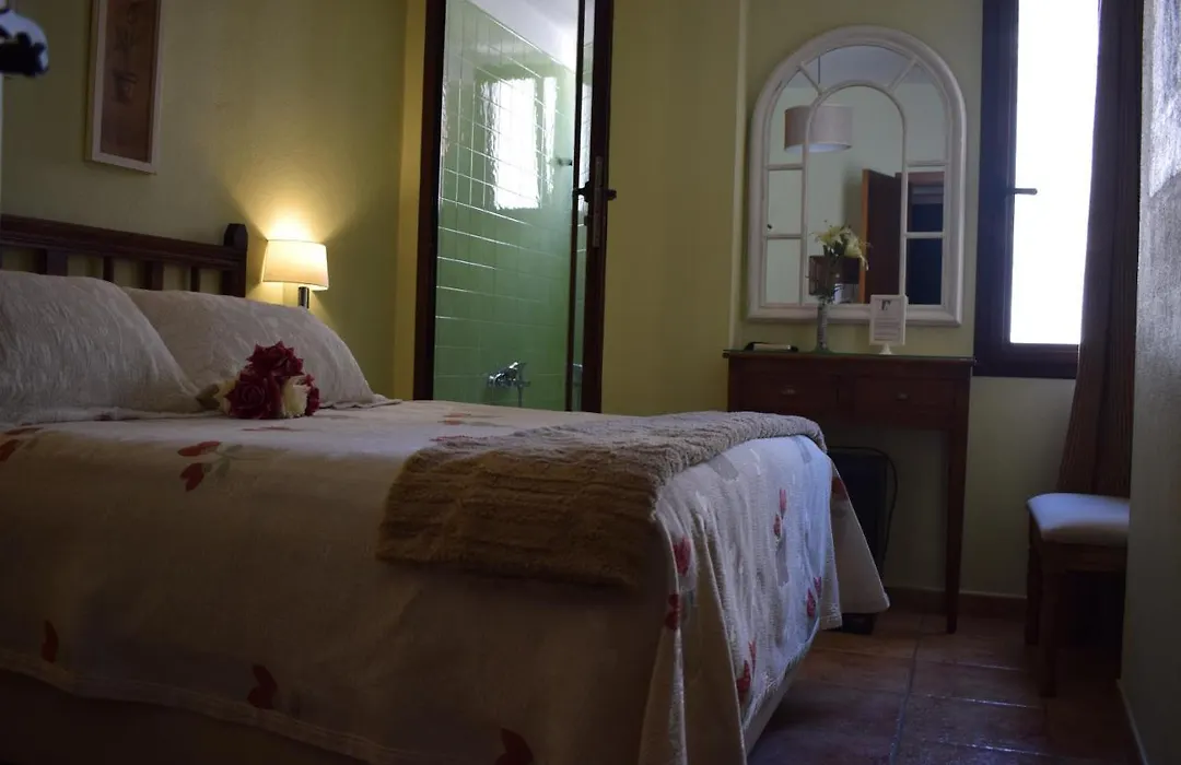 Hostal Rural Molino Del Bombo-1
